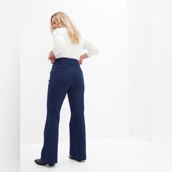 NWT! GAP Navy Blue High Rise BiStretch Flare Pants - Size 2 🔹 - Picture 4 of 9
